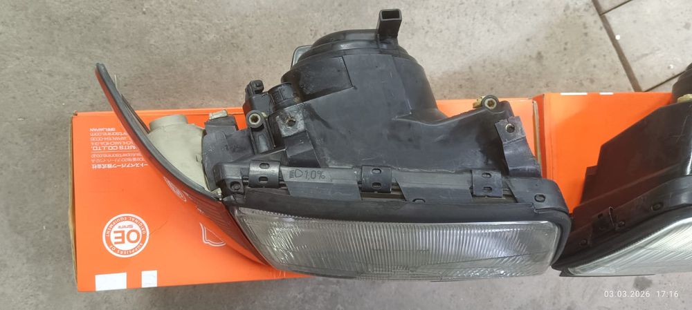 Продам фары Ауди 100 с4