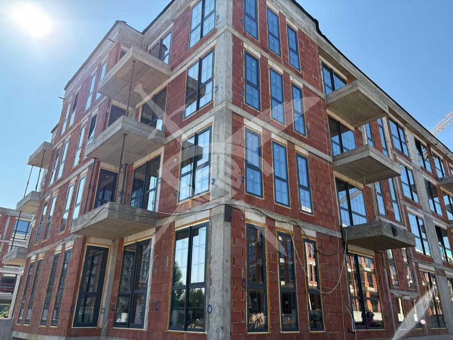 Продава се Тристаен апартамент в София, Малинова долина - 129 кв.м за 2256 €/кв.м - Снимка #1