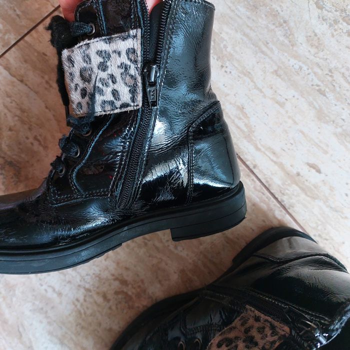 Vând ghete fetita mărimea 31