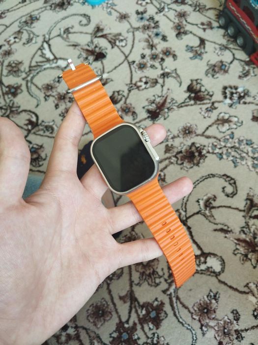 Smart watch orange