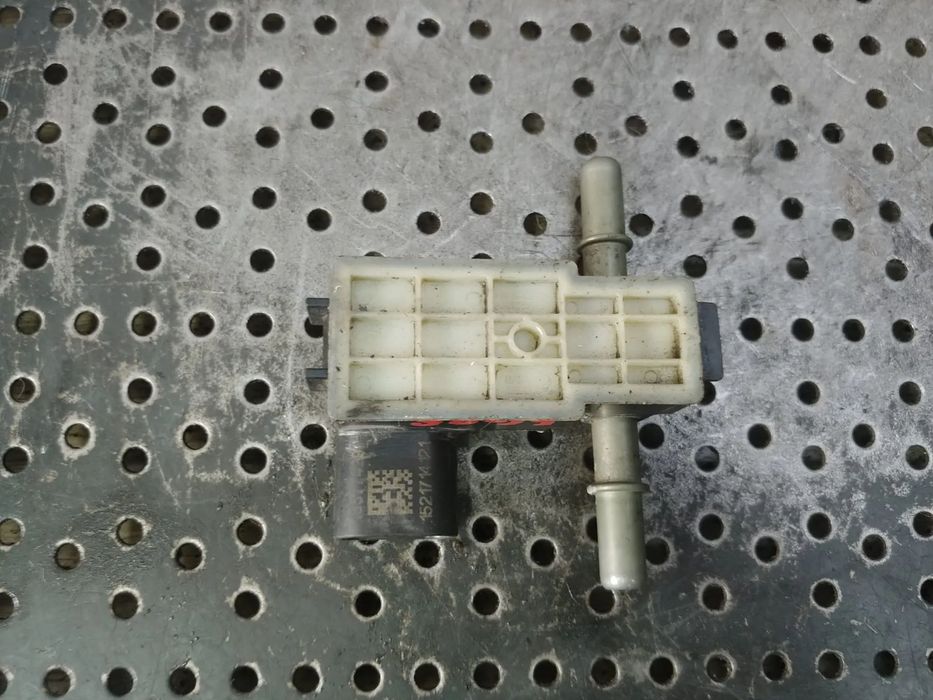 senzor combustibil 1.6b 5g06 citroen c5 aircross 13577429