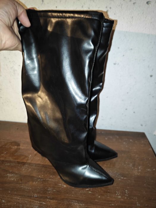 Демисезонные сапоги 37р. обувь станция метро Москва