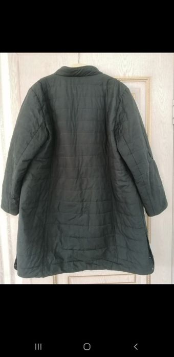 Женская осенняя куртка 58-60 размер
