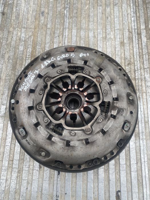 Volanta placa disc Renault Megane 3 1.9 DCI Pret 800 lei masa dubla