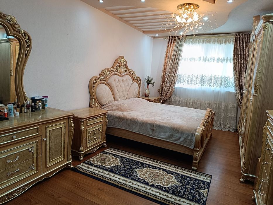 Мебел спални гарнитур