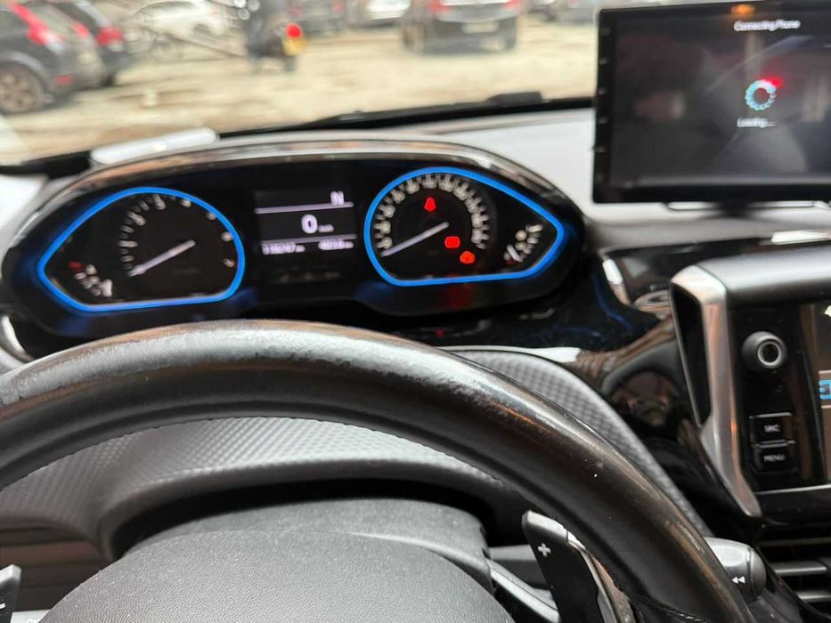 Peugeot 2008 2016 Petrol Automatic 118,000 km €8,400 Clean SUV