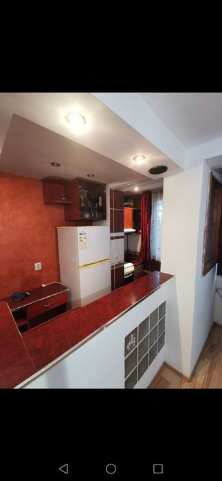 Închiriez apartament cu o cameră