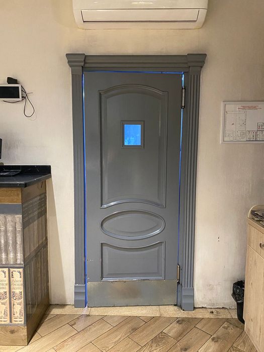 Продается двери"