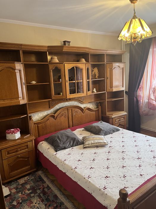 Inchiriez apartament 3cam.  Botosani   zona  Hotel Rapsodia
