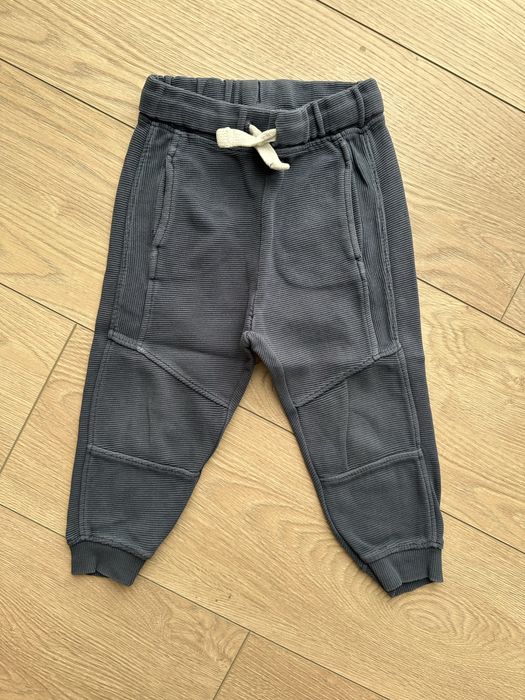 Штаны, лонгслив и рубашка на мальчика на 1,5 года