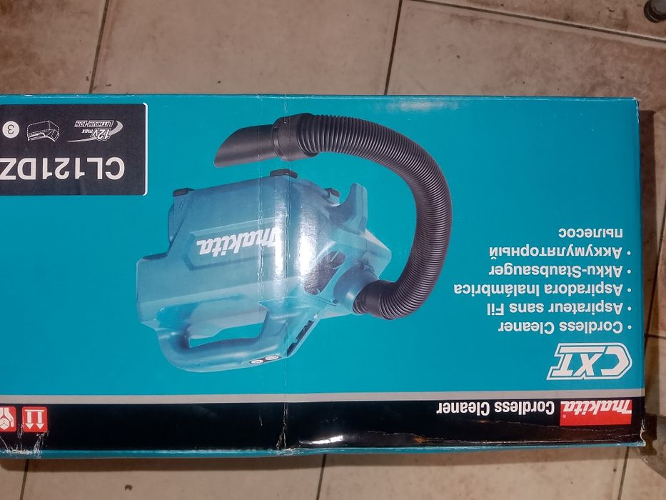 Aspirator auto makita fără fir