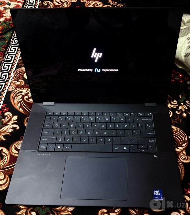 Noutbuk Oled 120hz HP Omnibook X Flip Ai 16