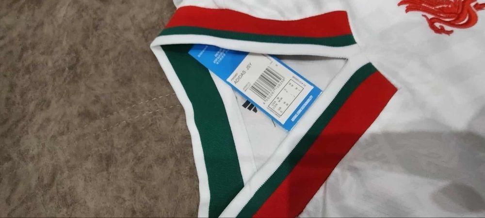 Тениска на Ливърпул Liverpool