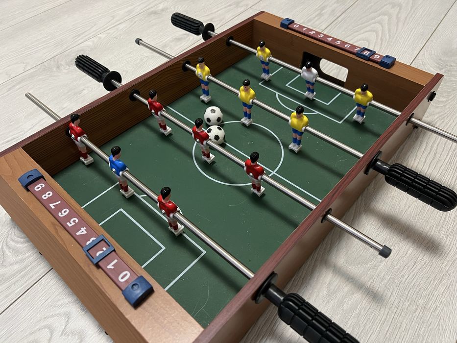 Joc fussball - Fotbal de masa