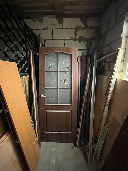 Продам двери в хорошем состоянии