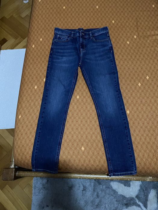 Blugi Tommy Hilfiger pt băieți, vârsta 14 ani, model skinny. Noi!!