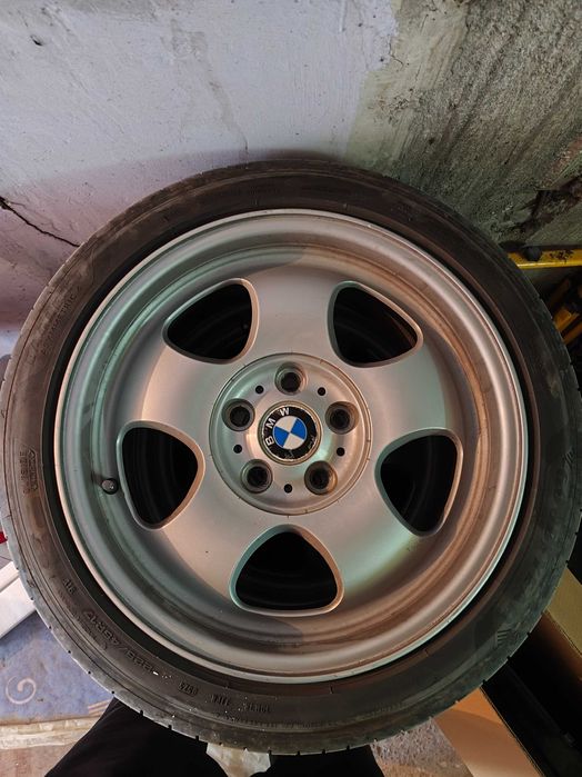 Джанти и гуми бмв 17ки /8j/et24