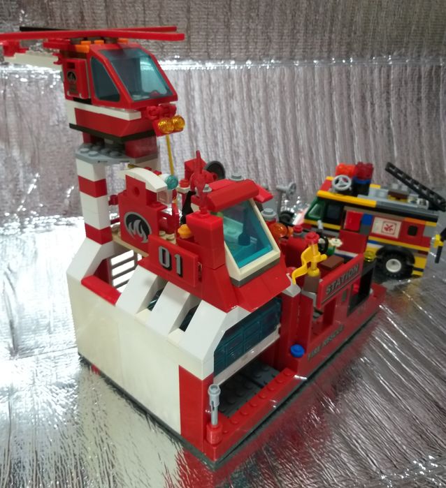 Пожарная станция, Lego