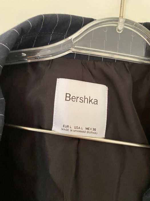 Sacou Bershka nepurtat