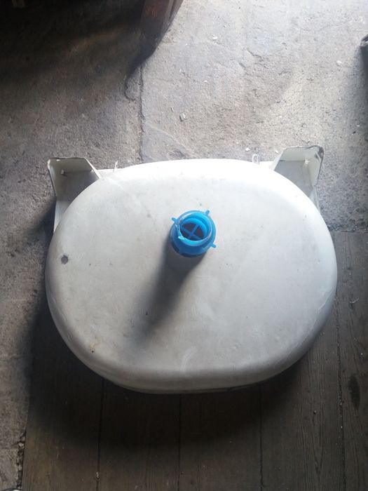 Продам раковину металлическую