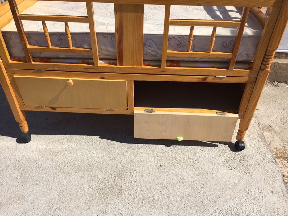 Продам детскую кровать