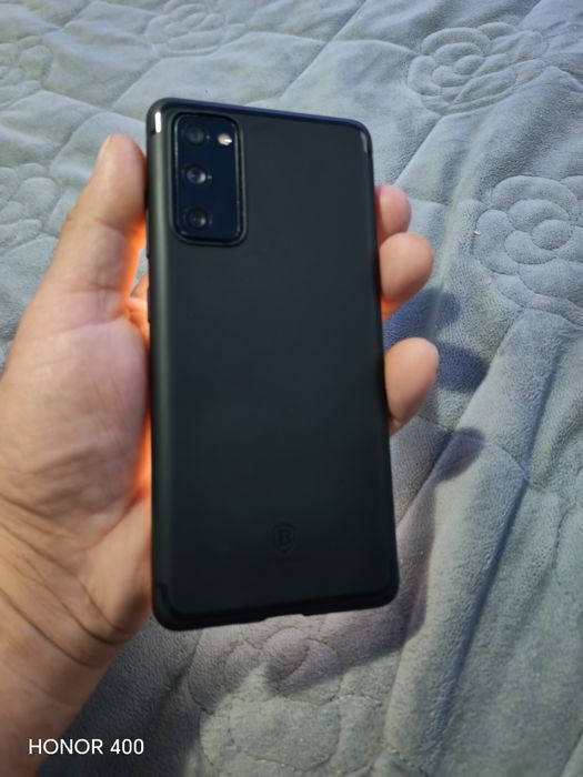 Vând sau schimb Samsung s20 fe!