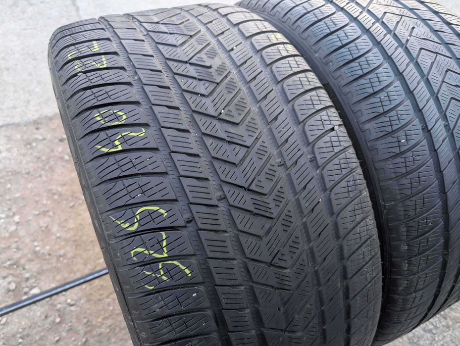 SET 2 Anvelope Iarna 325/40 R22 PIRELLI Scorpion Winter 114V