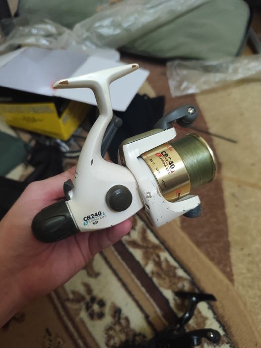 Vand mulinete pentru pescuit