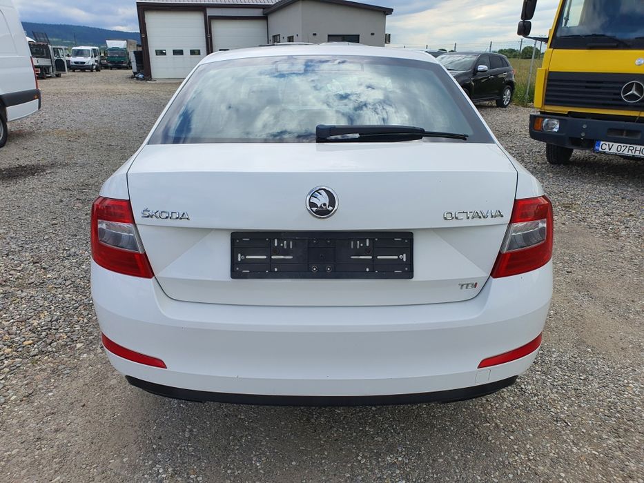 SKODA Octavia 2014 — imagine 5