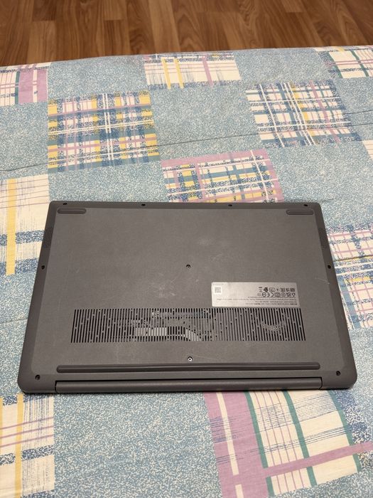 Ноутбук-офисный Lenovo