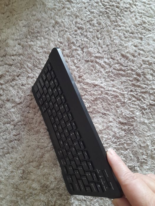 Безжична клавиатура