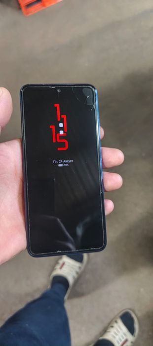 Срочно продам смартфон Редми ноут 11