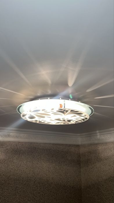 Люстрая потолочная