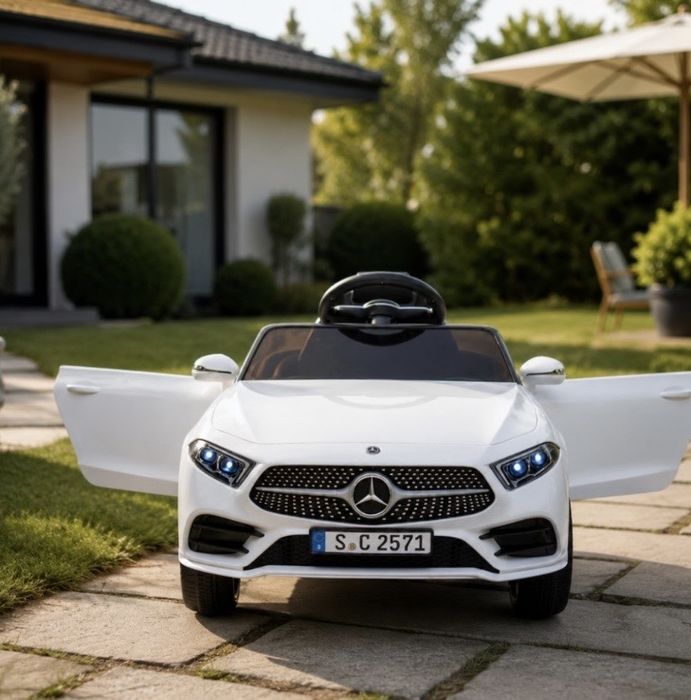 Бяла акумулаторна кола Mercedes Benz CLS350 с кожена седалка 12V