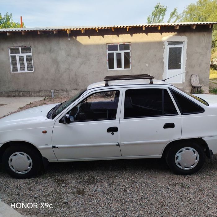 Nexia 2 1 qoʻl haydalgan