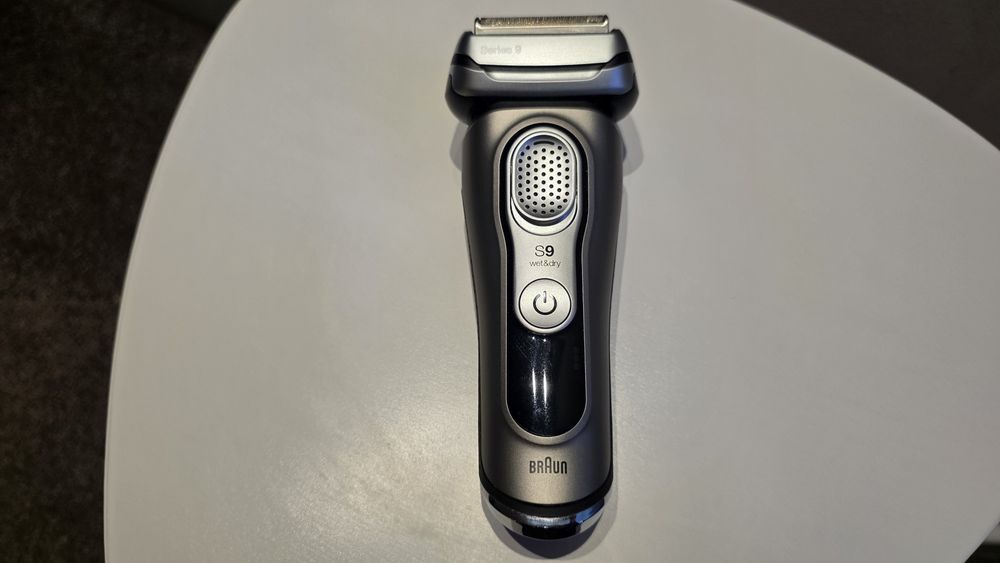 Braun Series 9 Wet&Dry – 9385cc Graphite | Clean&Charge | Made in Germany