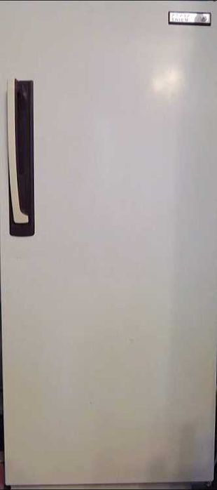 Морозильник "Eniem"