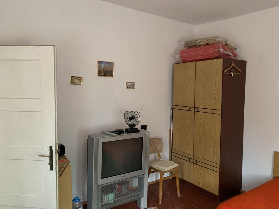 Продава се Къща в с. Равнище, Област София-област - 60 кв.м за 817 €/кв.м - Снимка #12