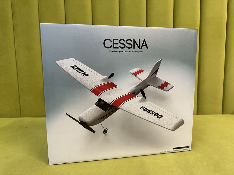 Радиоуправляемый самолёт Cessna RC