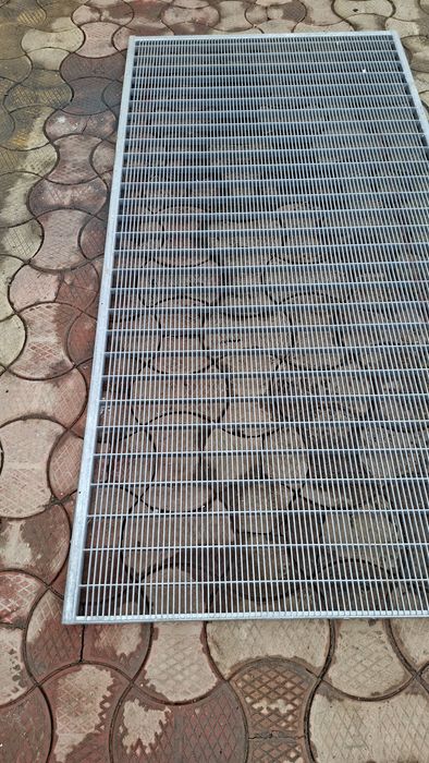 Vând trepte metalice zincate la cela mai mic preț din România