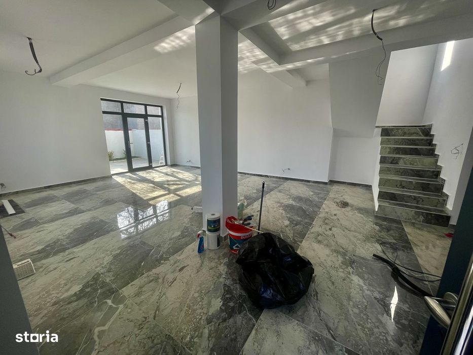 Casa individuala 5 cam. Teren 220mp. 600m fata de metrou