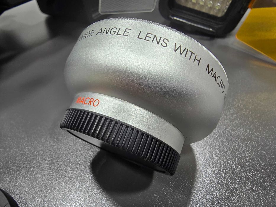 Продам видеокамеру Panasonic AG-HMC84ERе