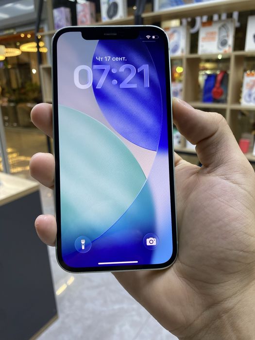 Iphone 12 128 гб акб 81%