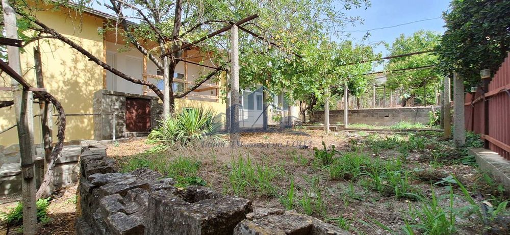 Продава се Къща в с. Дибич, Област Шумен - 110 кв.м за 928 €/кв.м - Снимка #2