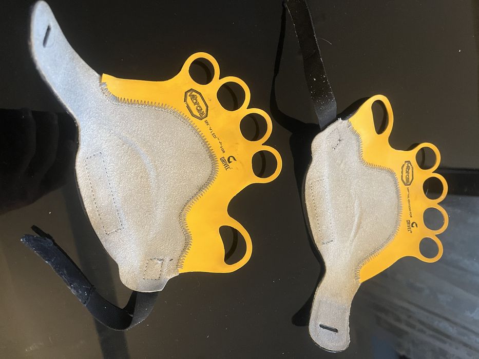 Grivel manusi de fisura