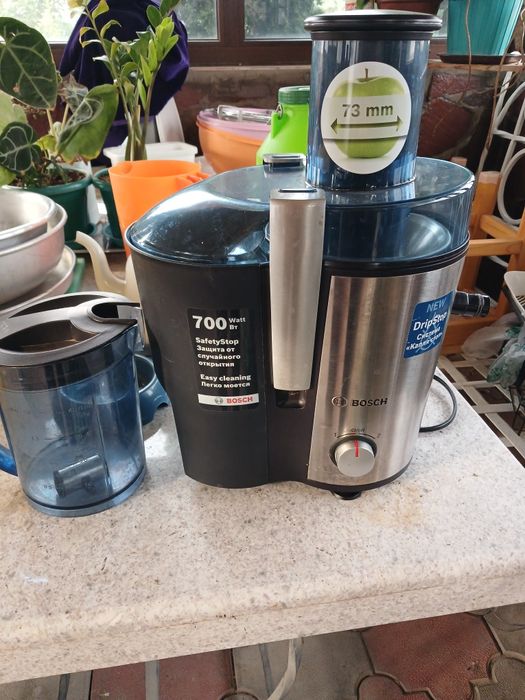 Соковыжималка Bosch.