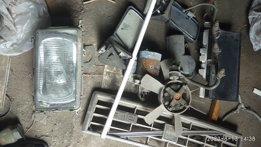Продам з/ч на Вольво 360-440