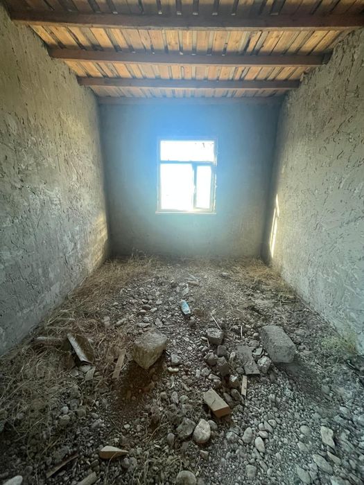 Үй сатылады 10соттық жерімен