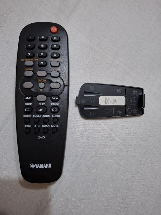Telecomanda statie camera Yamaha