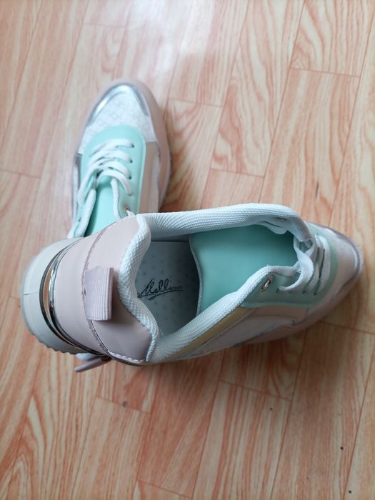 Дамски маратонки - номер 40 - Чисто нови